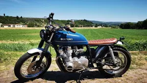 Suzuki  