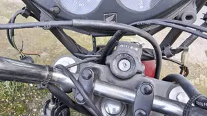 Honda Deauville 650 (2002 - 05)  (4)