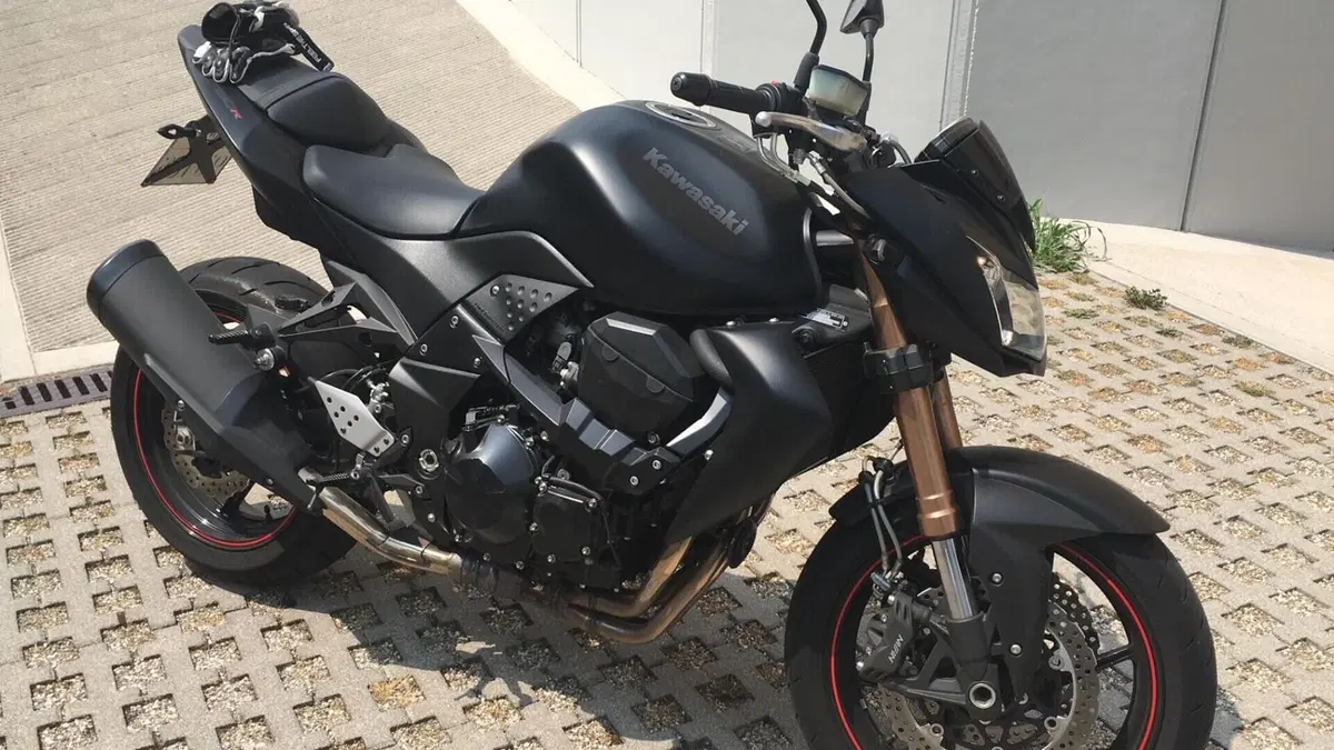 Kawasaki Z 750 R (2011 - 14)  (3)