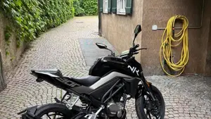 CFMOTO 300NK (2021 - 26)  (3)