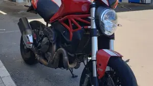Ducati Monster 821 Stripe ABS (2015 - 17) 