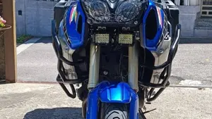 Yamaha XT1200Z Super Ténéré First Edition (2010 - 11)  (3)