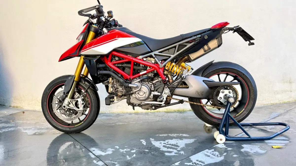 Ducati Hypermotard 950 SP (2019 - 20)  (2)
