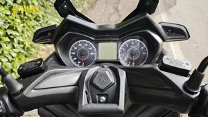 Yamaha X-Max 300 ABS (2017 - 20)  (12)
