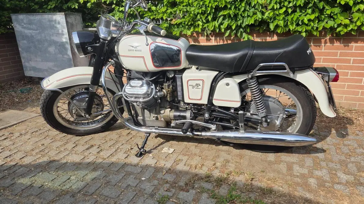 Moto Guzzi  