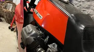 Moto Guzzi   (2)