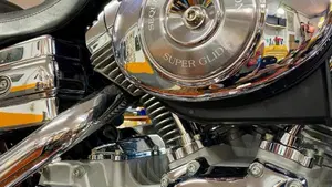 Harley-Davidson 1450 Super Glide 35th Anniversary (2005 - 06) - FXDI  (10)