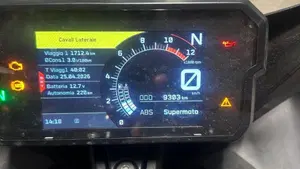KTM RC 125 (2022 - 26)  (5)