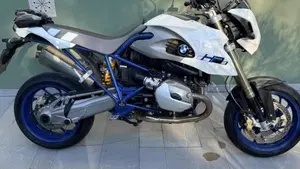Bmw HP2 Megamoto  (4)