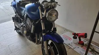 Honda Hornet 900 usata