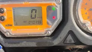 KTM 990 Adventure (2006 - 08)  (8)