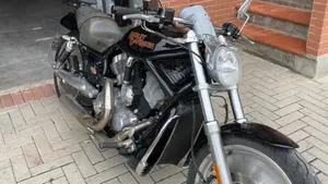 Harley-Davidson 1130 V-ROD (2002 - 05) - VRSCB  (2)