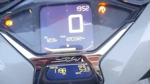 Honda SH 150i (2020 - 23)  (2)