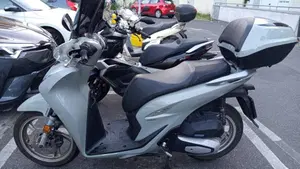 Honda SH 150i (2020 - 23)  (3)