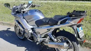 Yamaha FJR 1300 A (2006 - 12)  (4)