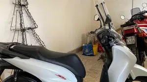 Honda SH 125i Sport (2024 - 25)  (3)