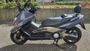 Yamaha T-Max 500 (2004 - 07)  (2)