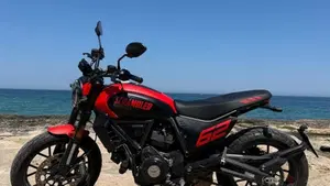 Ducati Scrambler 800 Full Throttle (2023 - 24) 