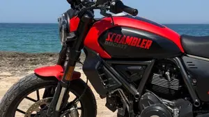 Ducati Scrambler 800 Full Throttle (2023 - 24)  (2)