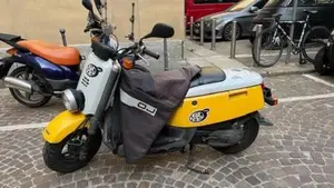 Yamaha Giggle 50  (2)