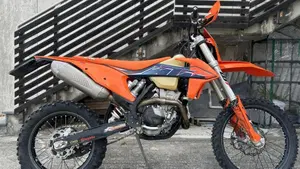 KTM 350 EXC-F (2022)  (2)