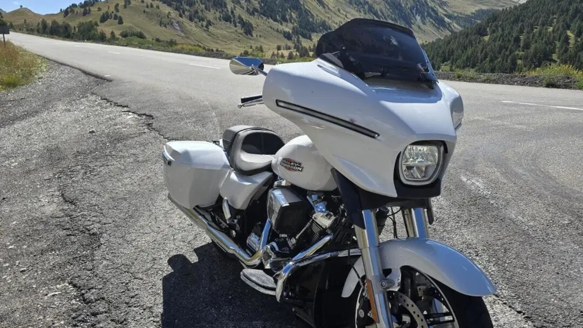 Harley-Davidson Street Glide (2024 - 26)  (2)