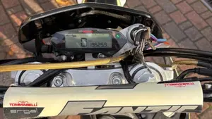 Fantic Motor Motard 125 M Performance 4t (2019)  (4)