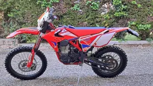 Betamotor RR 350 4T Enduro EFI (2015) 