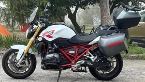 Bmw R 1200 R (2015 - 16)  (13)