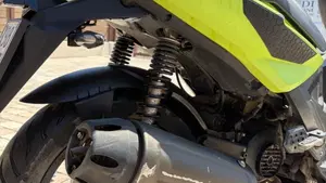 Kymco Super 8 50 R (2022 - 26)  (3)