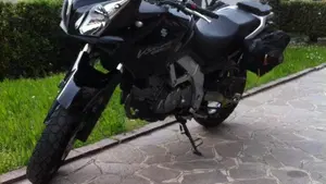 Suzuki V-Strom 650DL (2004 - 06)  (2)