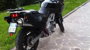 Suzuki V-Strom 650DL (2004 - 06)  (3)