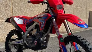 Honda CRF 250RX Enduro Special (2024)  (5)