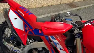 Honda CRF 250RX Enduro Special (2024)  (6)