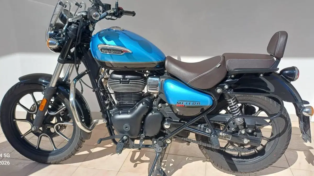Royal Enfield Meteor 350 (2021 - 26)  (2)