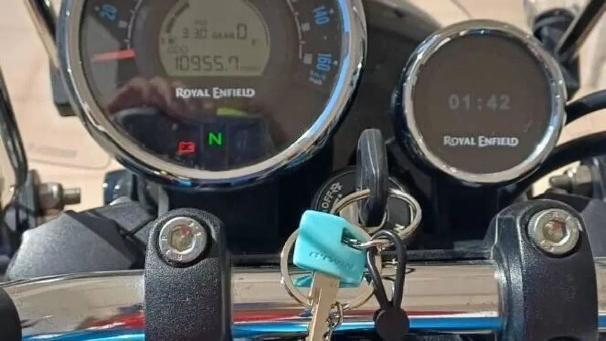 Royal Enfield Meteor 350 (2021 - 26)  (11)