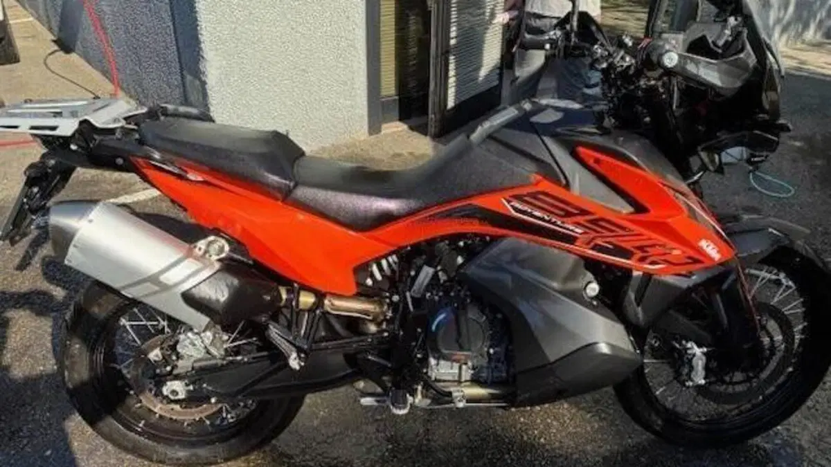 KTM 890 Adventure R (2021)  (2)