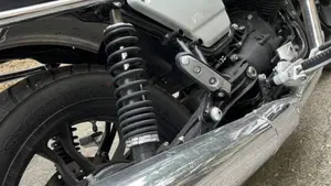 Moto Guzzi V7 III Milano (2018 - 20)  (14)