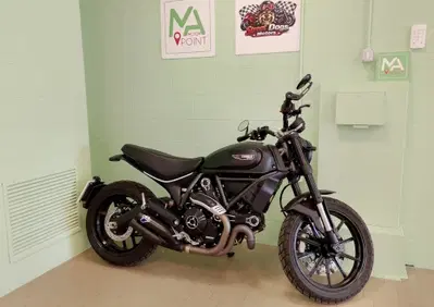 Ducati Scrambler 800 Icon Dark (2021 - 22) - Annuncio 9998663
