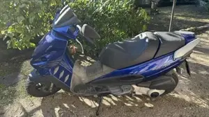 Malaguti F12 Phantom Max 200  (3)