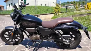QJ Motor SRV 125 (2025 - 26)  (2)