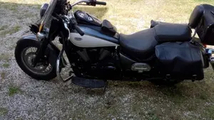 Kawasaki Vulcan VN 900 Classic (2011 - 16)  (2)