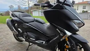 Yamaha T-Max 530 DX (2017 - 19)  (3)