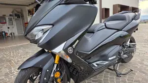 Yamaha T-Max 530 DX (2017 - 19) 