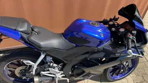 Yamaha YZF R125 (2023 - 26)  (2)