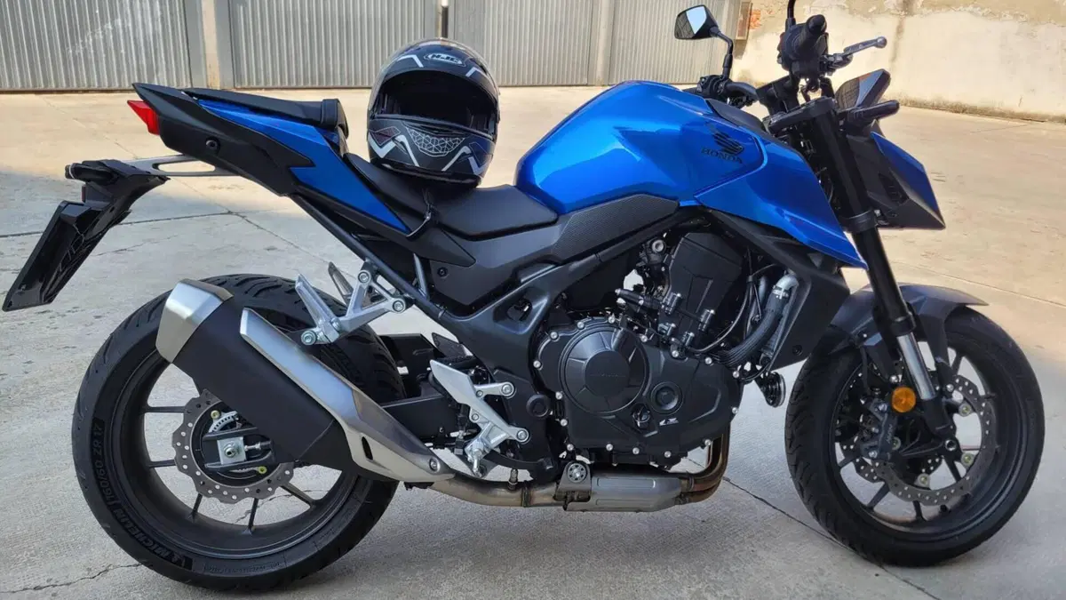 Honda CB 750 Hornet (2025) 