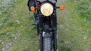 Royal Enfield HNTR 350 (2022 - 26)  (8)