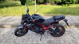 Honda CB 750 Hornet (2023 - 24) 