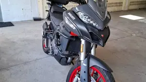 Ducati Multistrada V2 S (2022 - 24)  (2)