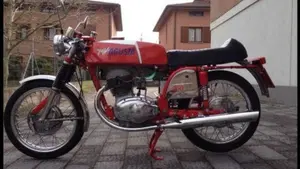 MV Agusta   (2)